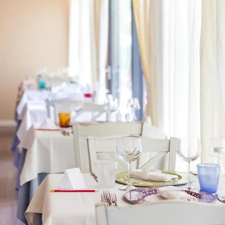 La Gardenia & Oleandra Hotel 4*
