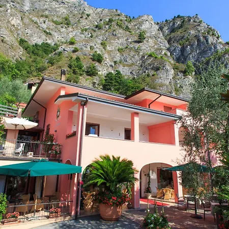 La Gardenia & Oleandra Hotel 4*