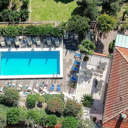La Gardenia & Oleandra 4*